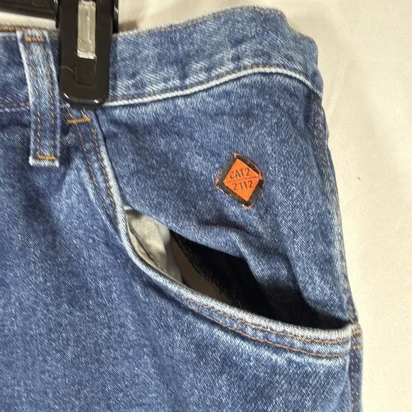 Wrangler FR Riggs Workwear Jeans Mens 42x32 Flame Resistant Carpenter FR3W020 - Picture 3 of 16